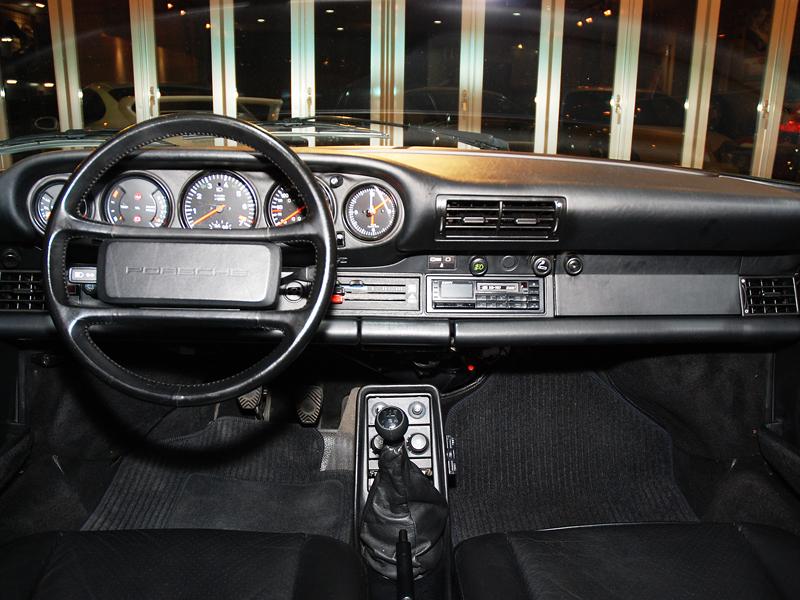 ポルシェ　911(Type930)