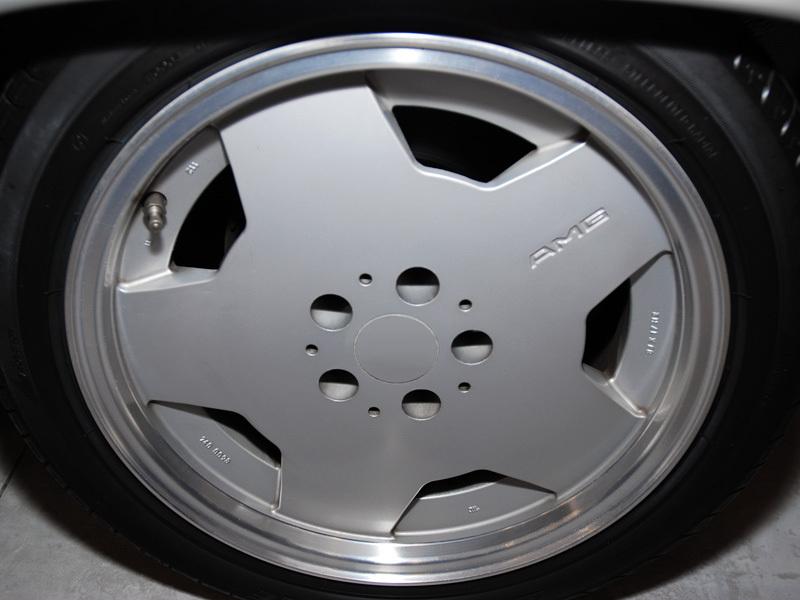 メルセデスベンツ|SLクラス|500SL(R107)オープンの中古車 メルセデスベンツ|SLクラス|500SL(R107)オープンの中古車