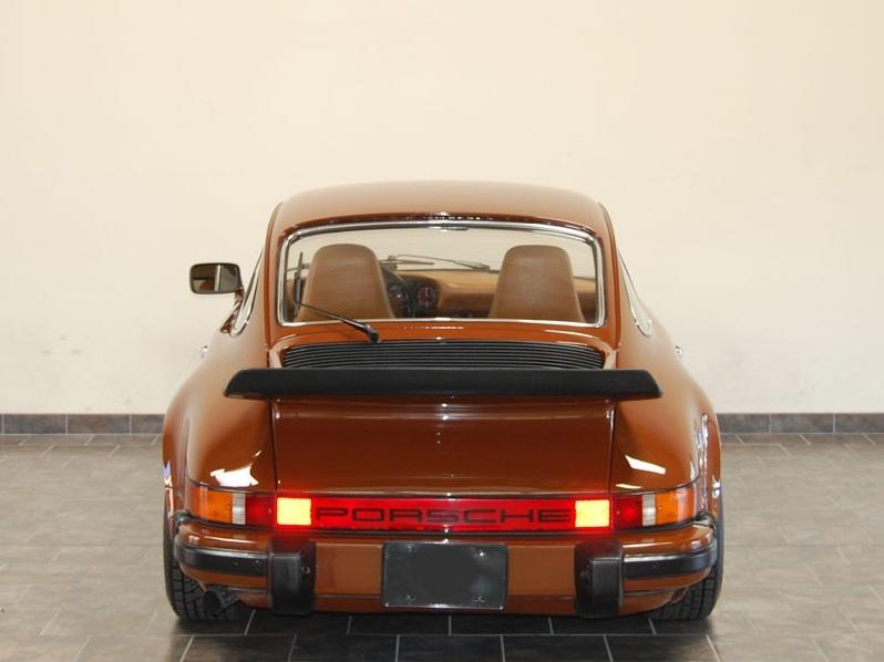 ポルシェ　911(Type930)