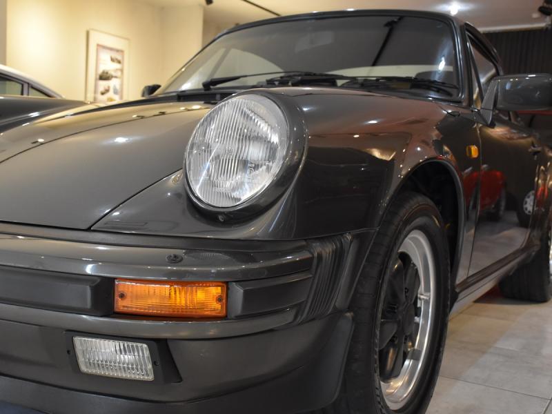 ポルシェ　911(Type930)