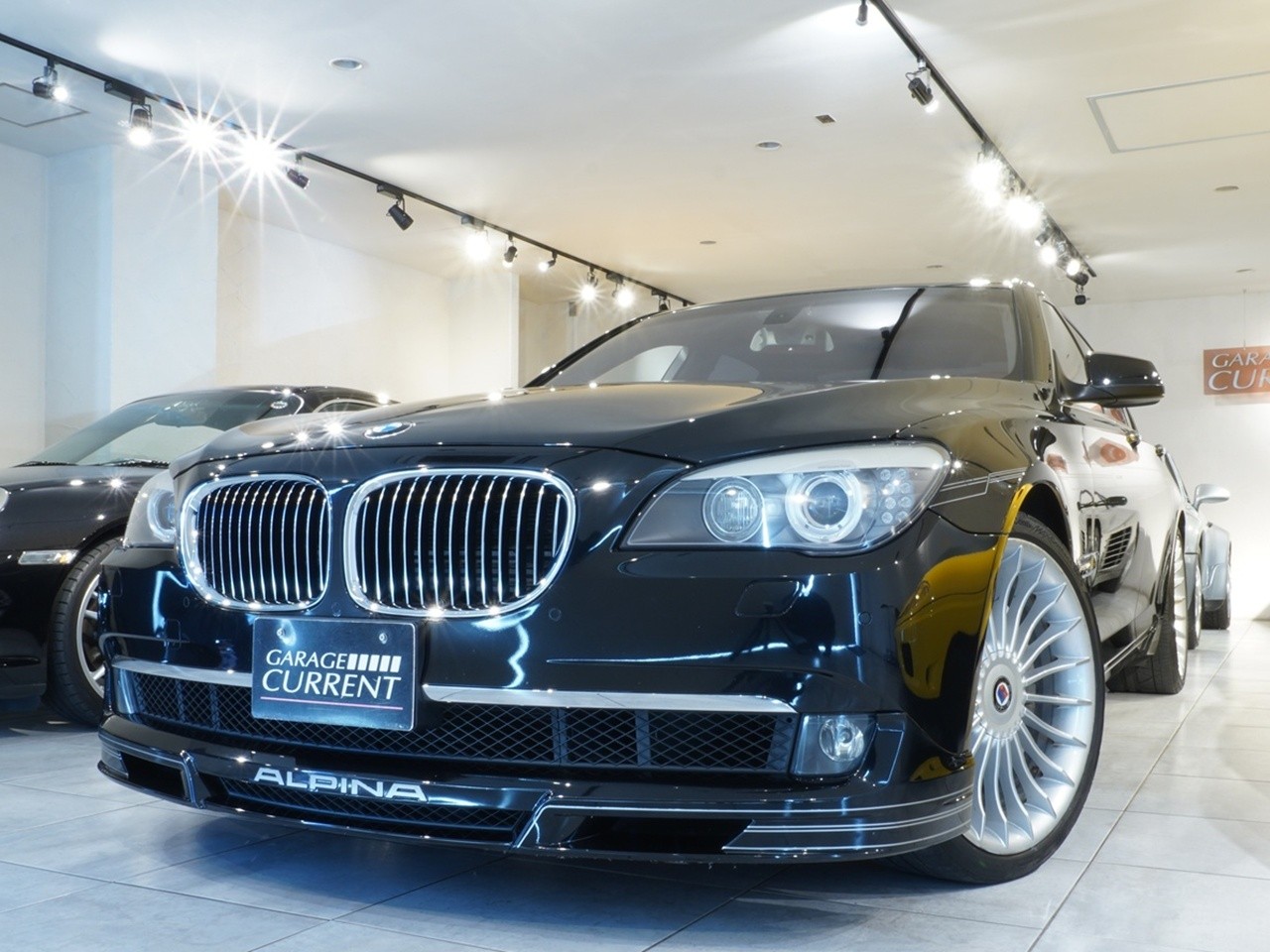 B7ALPINA B7 ビターボ　リムジン　V8　4.4L　520ps　アルピナスイッチトロニック　ブラックサファイアx赤革シート