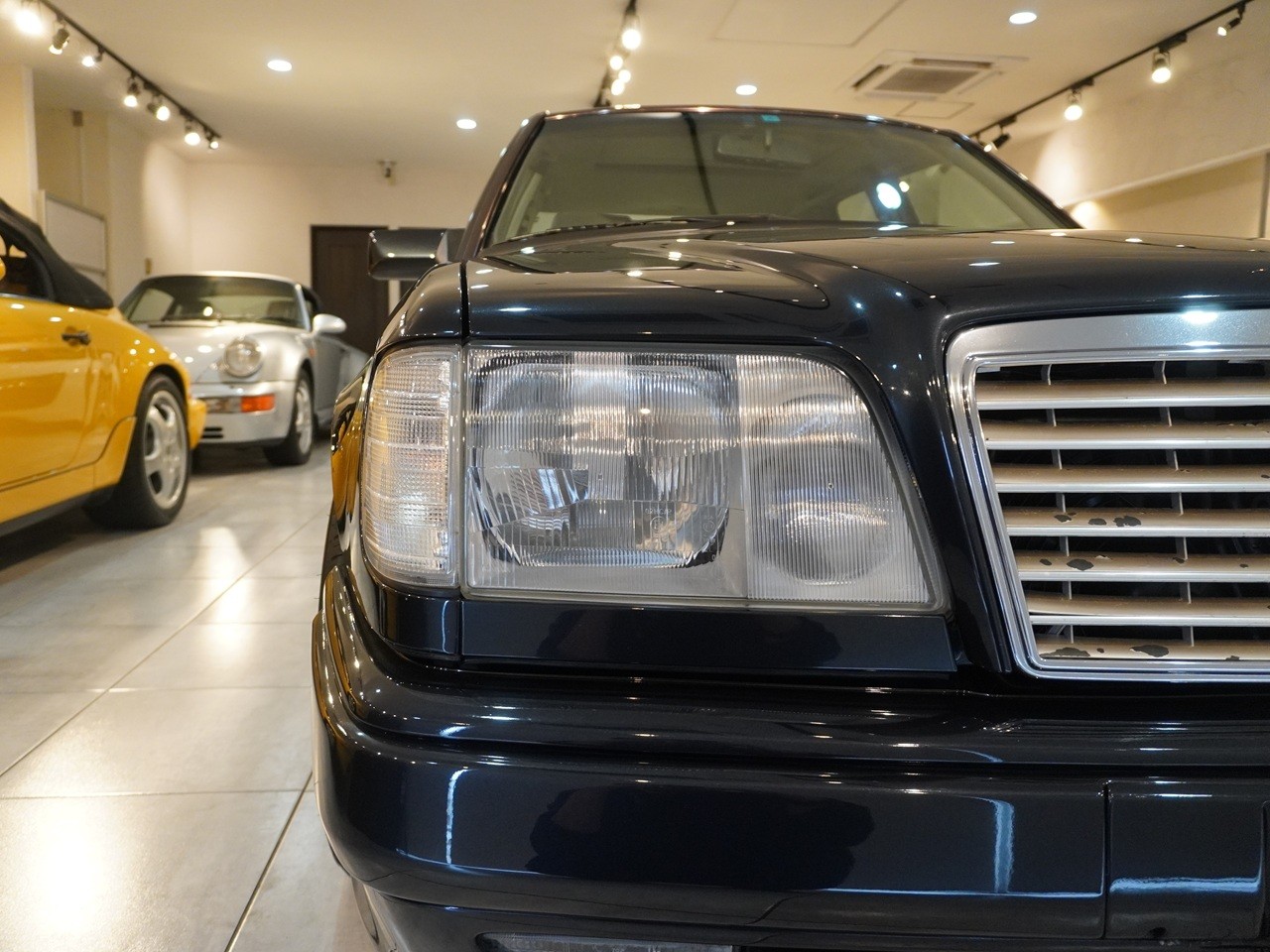 メルセデスベンツ　Eクラス