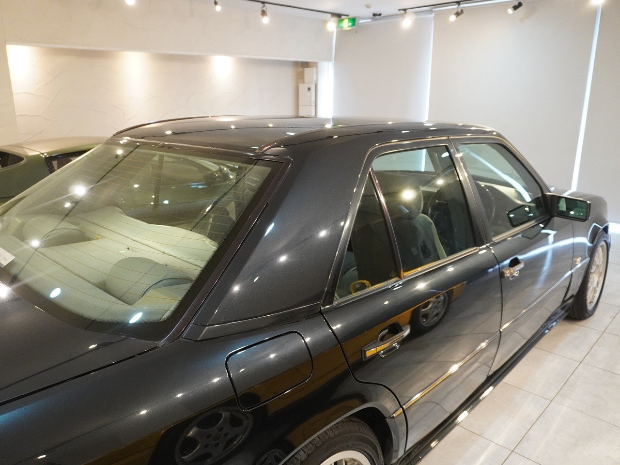 メルセデスベンツ　Eクラス