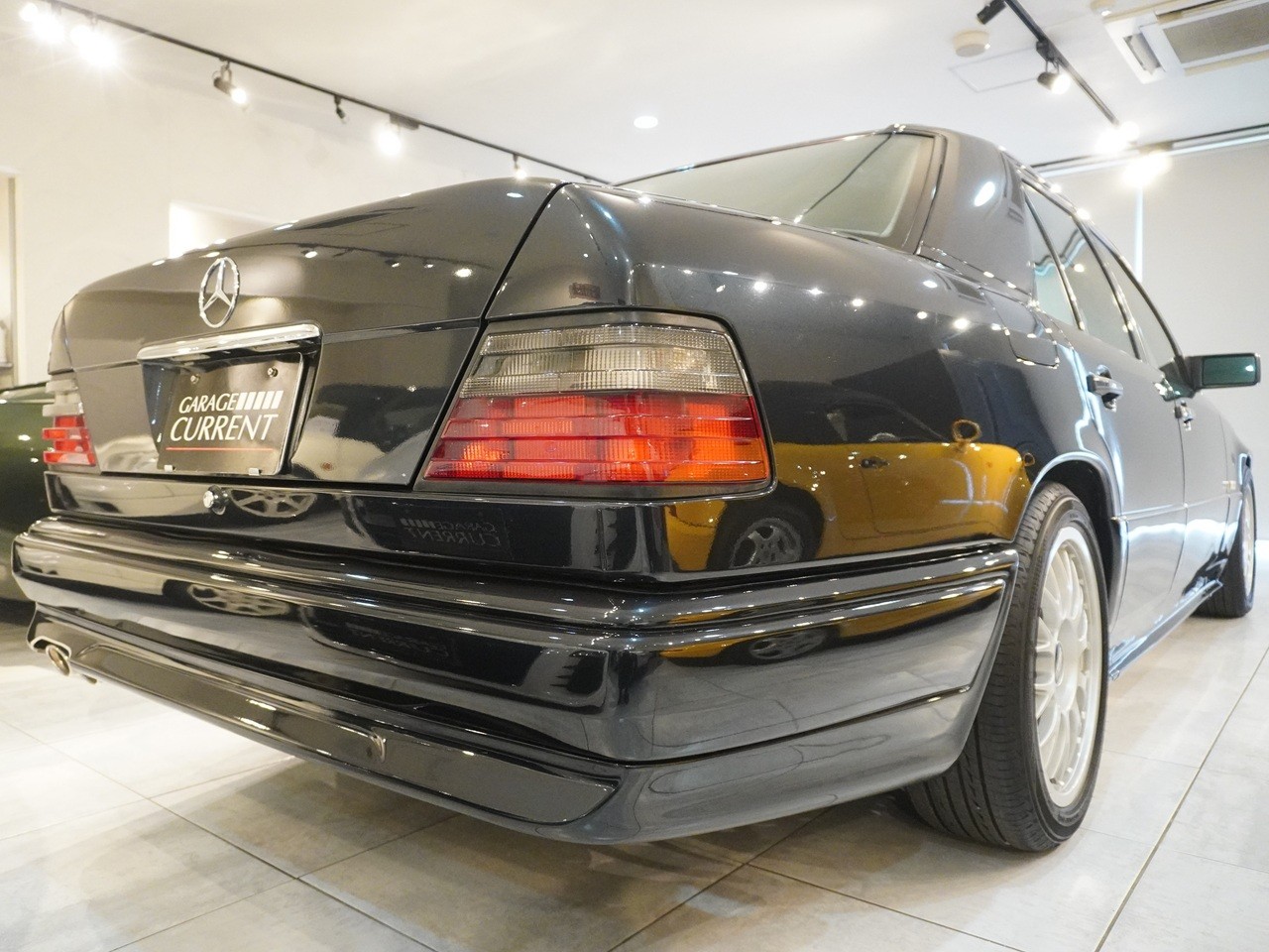 メルセデスベンツ　Eクラス