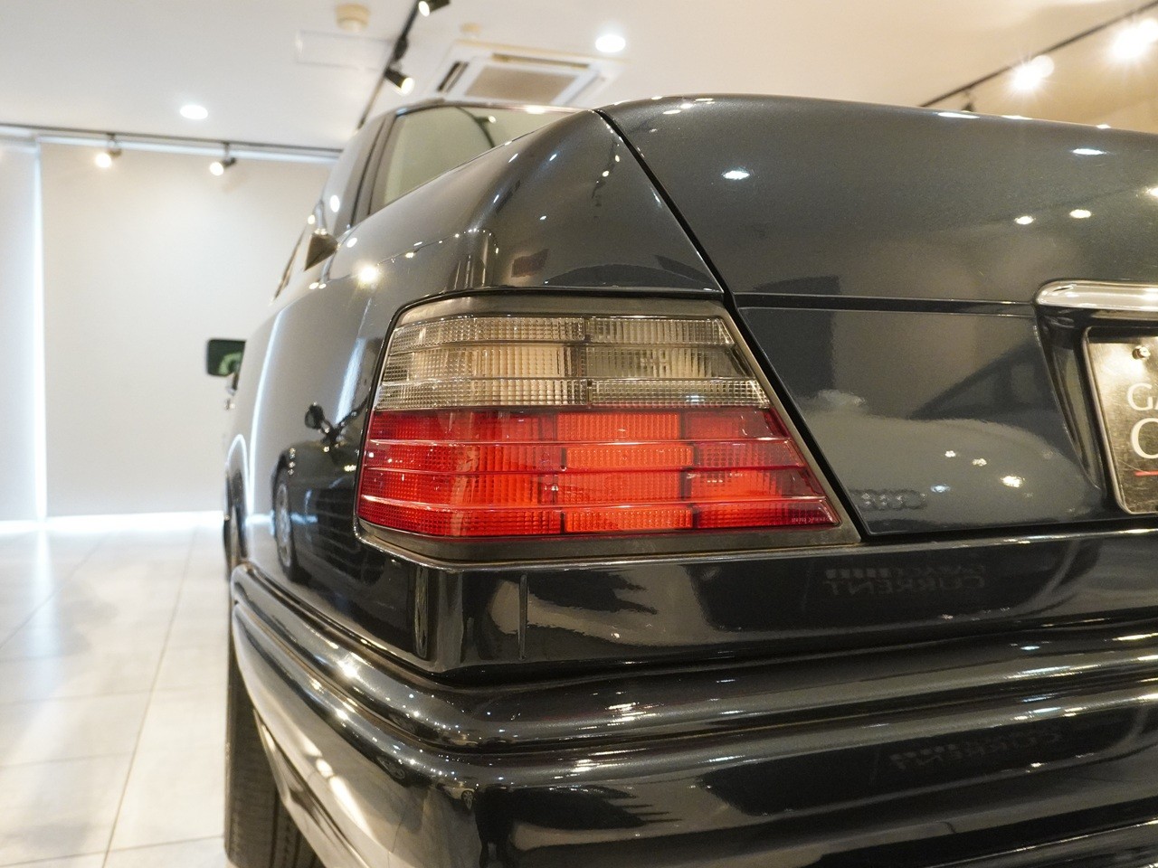 メルセデスベンツ　Eクラス