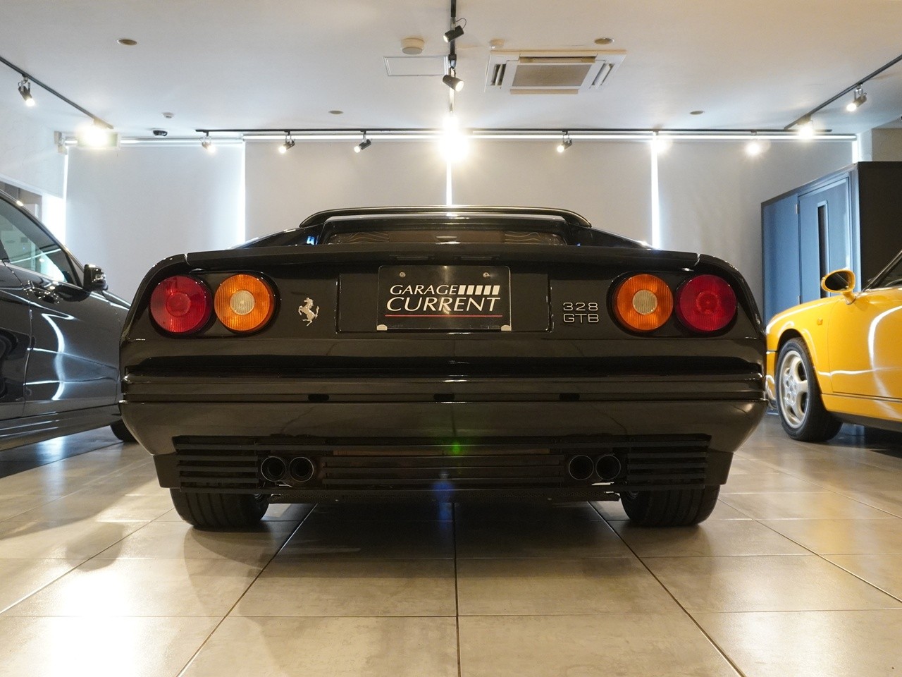 フェラーリ　328