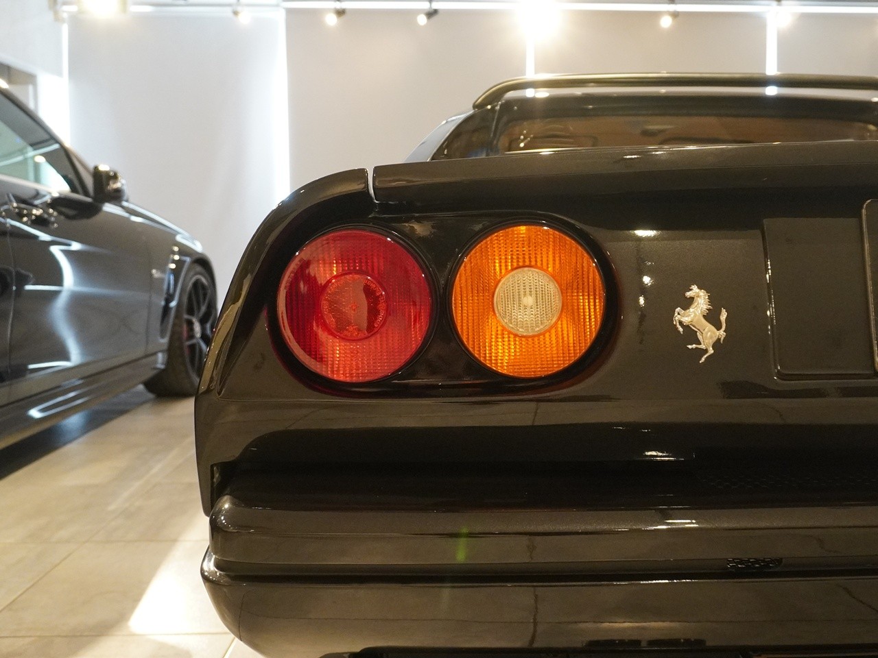 フェラーリ　328