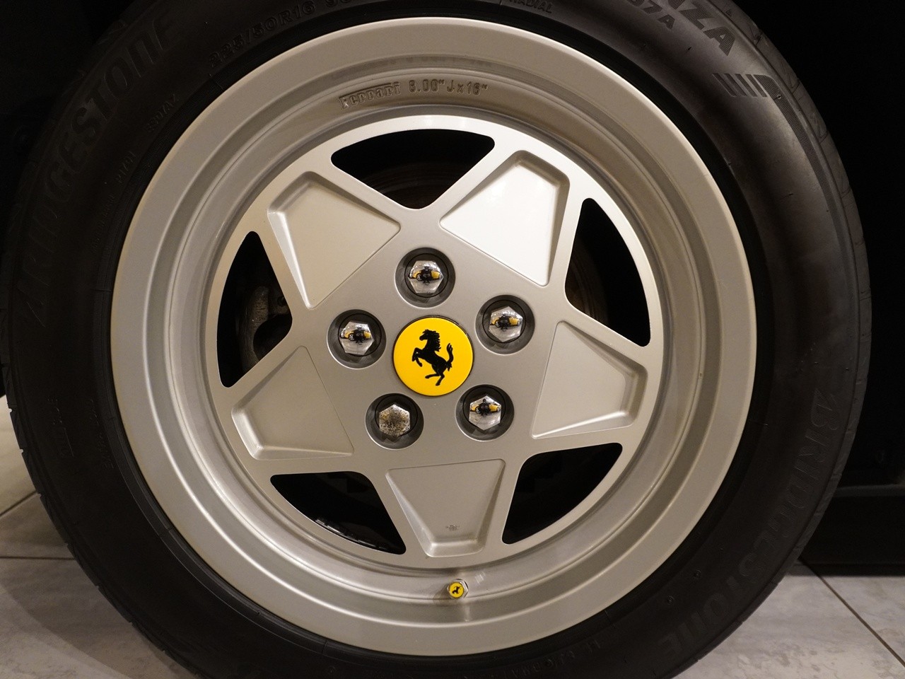 フェラーリ　328