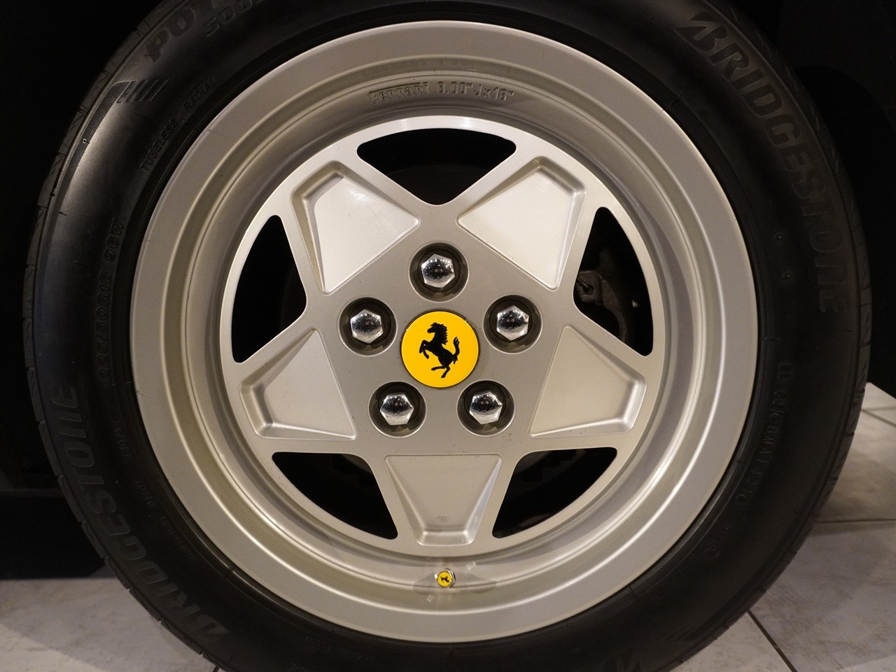 フェラーリ　328