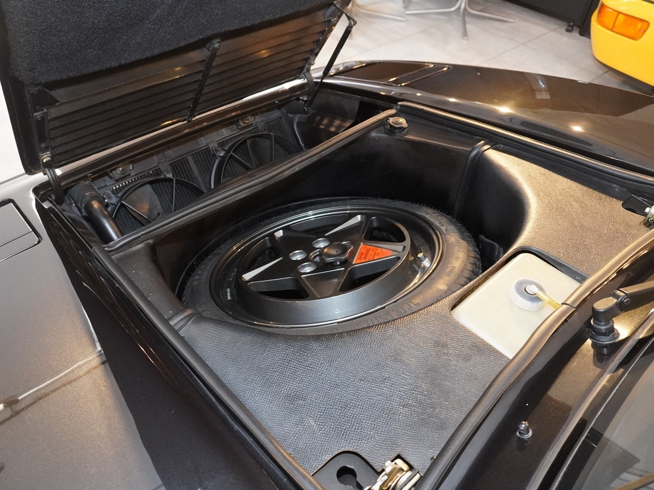 フェラーリ　328