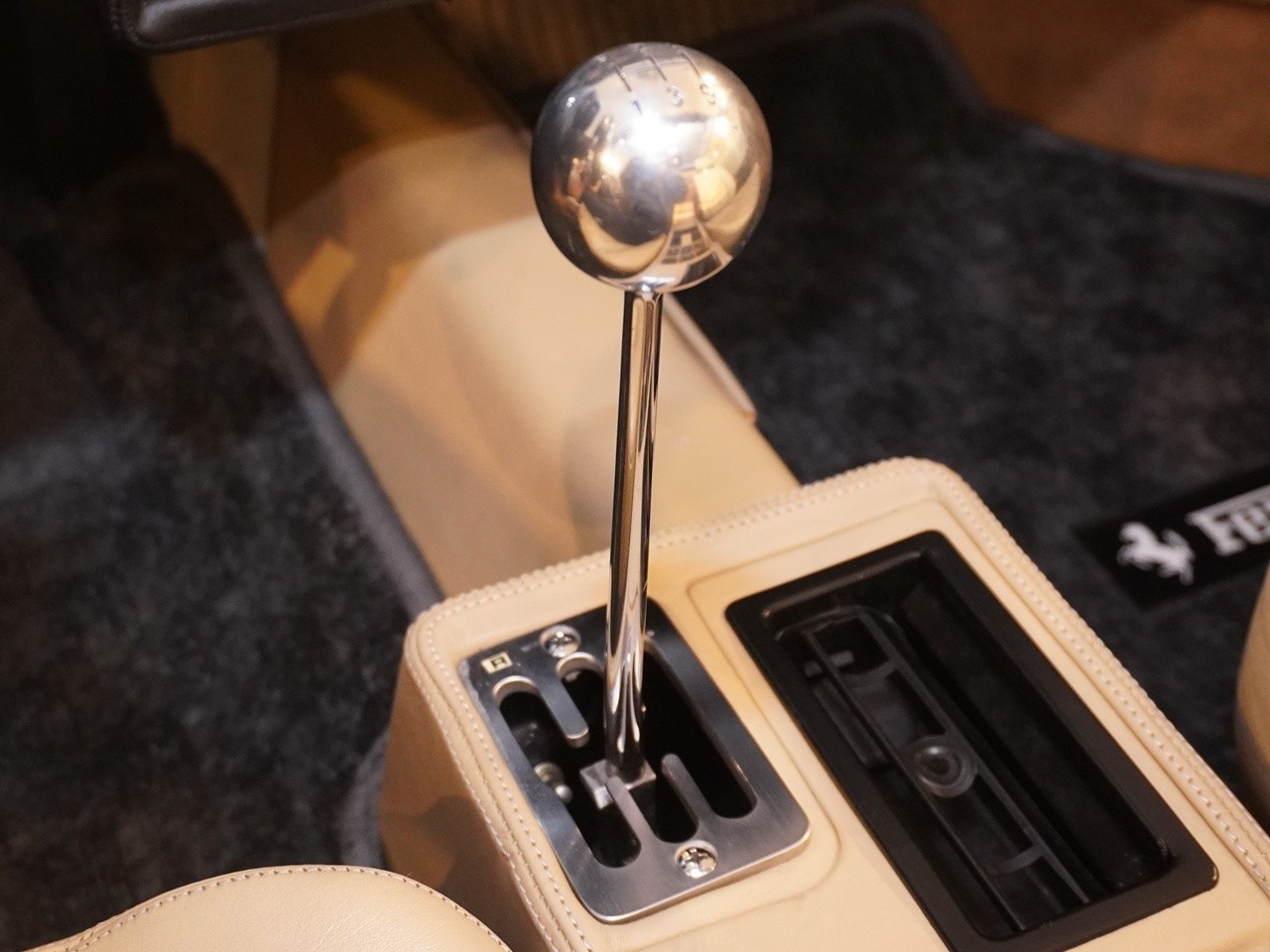 フェラーリ　328