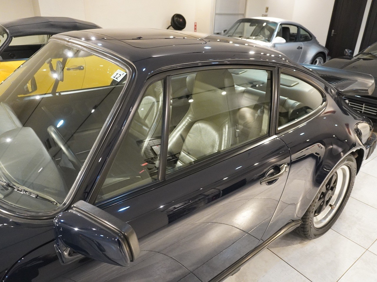 ポルシェ　911(Type930)