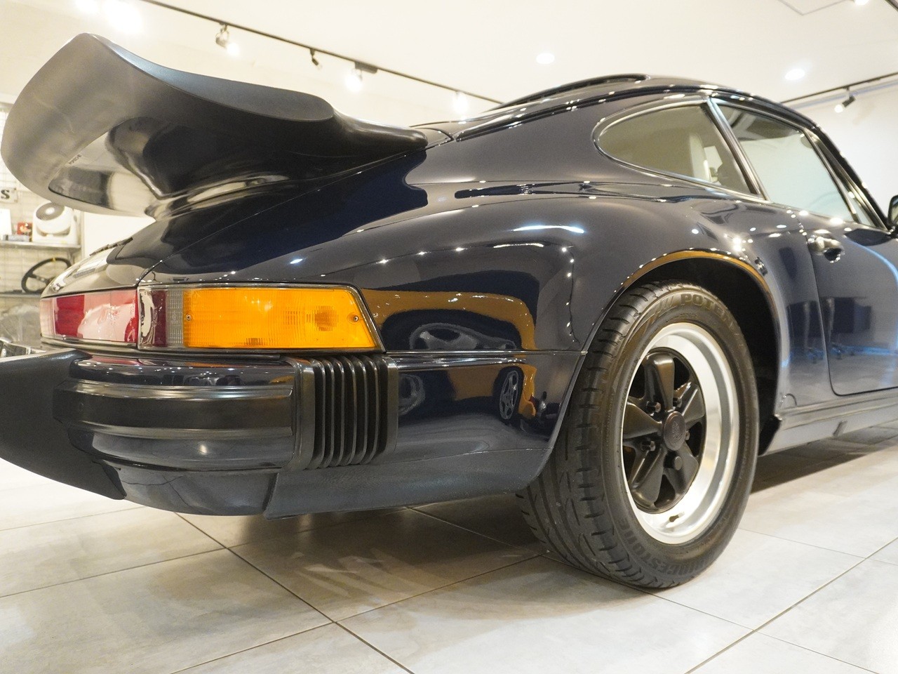 ポルシェ　911(Type930)