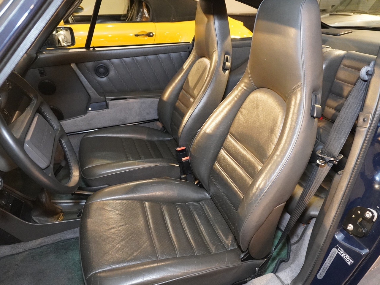 ポルシェ　911(Type930)