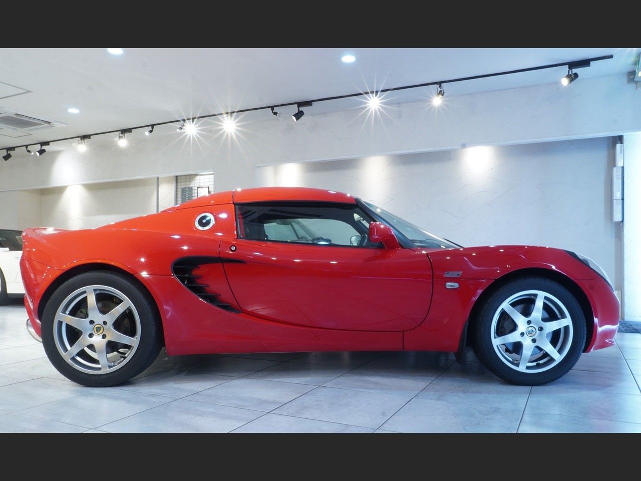 ロータス　エリーゼ