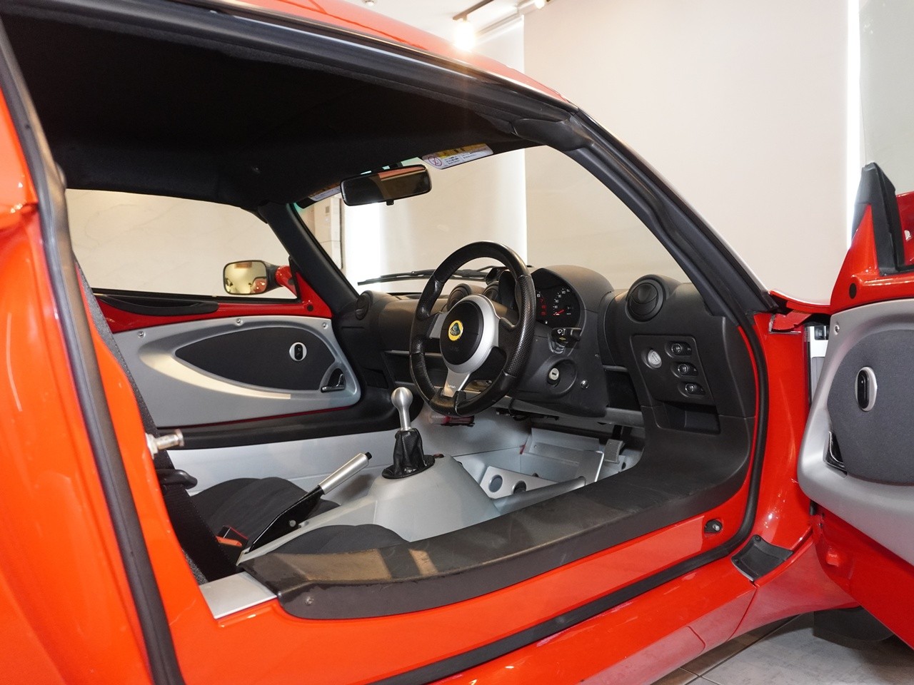 ロータス　エリーゼ