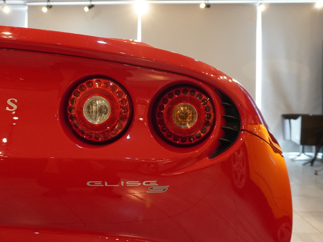 ロータス　エリーゼ