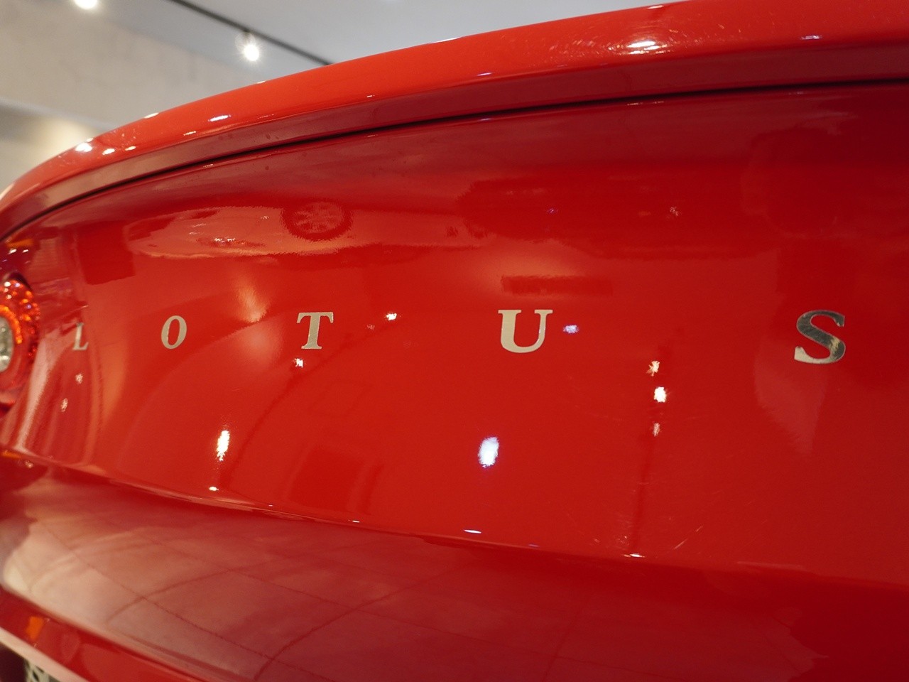 ロータス　エリーゼ