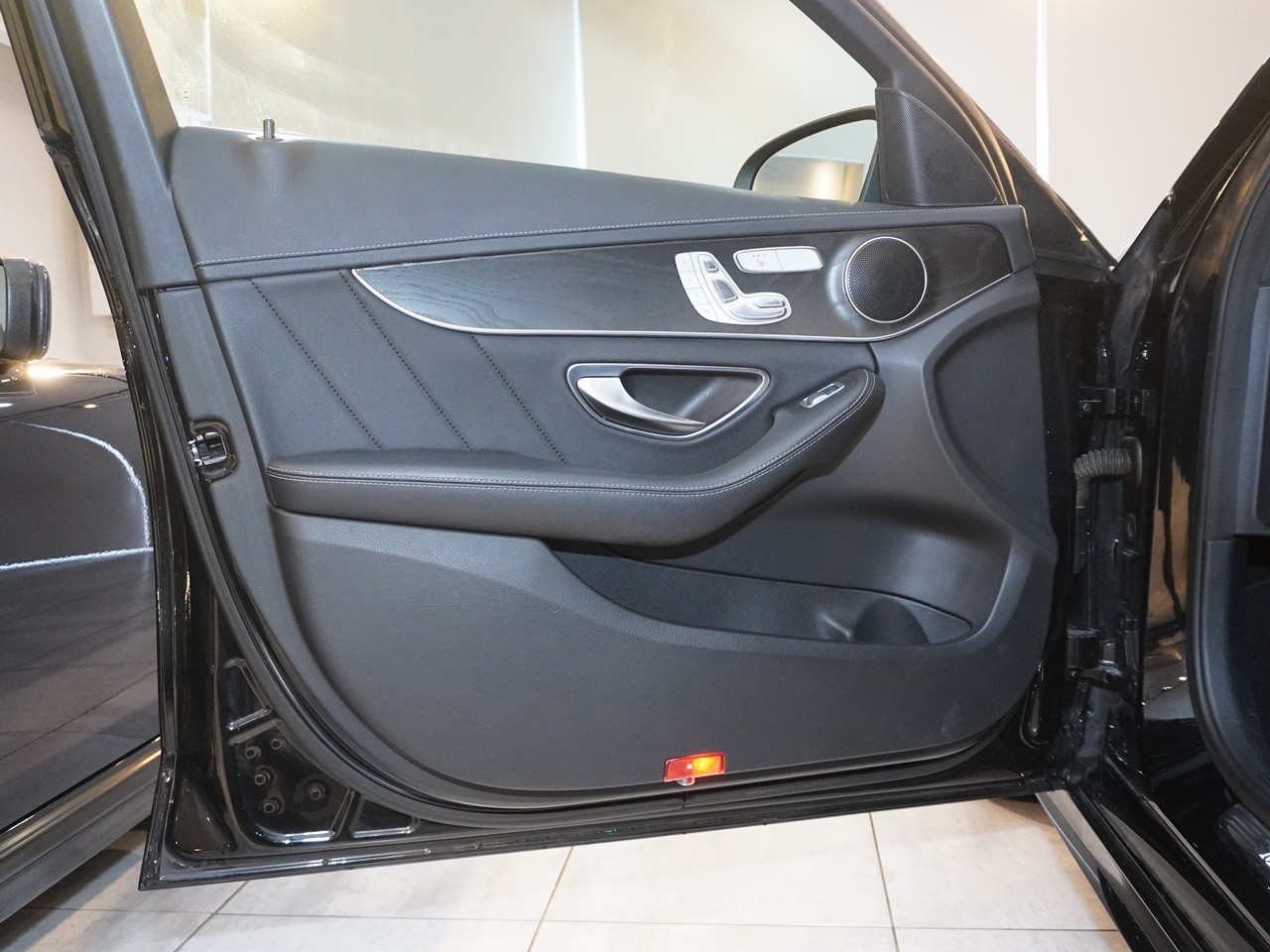 メルセデスベンツ　Cクラス