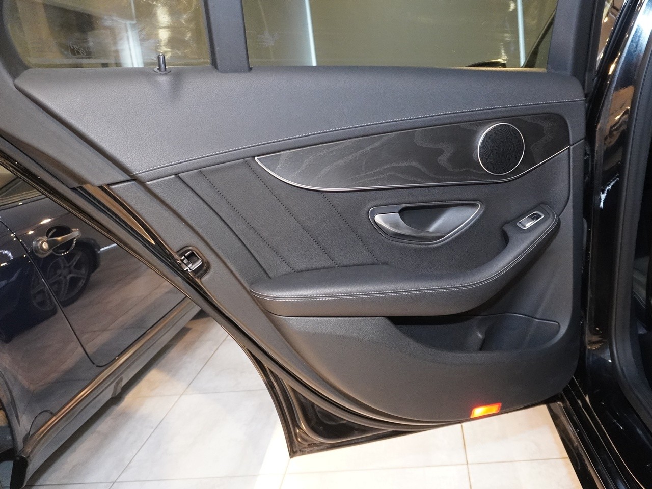 メルセデスベンツ　Cクラス