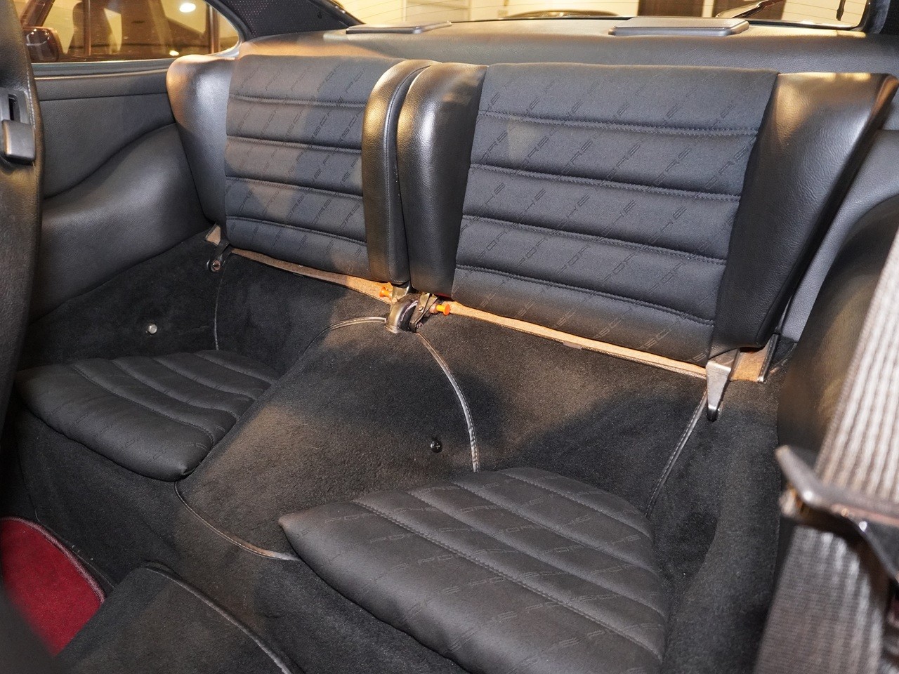 ポルシェ　911(Type930)