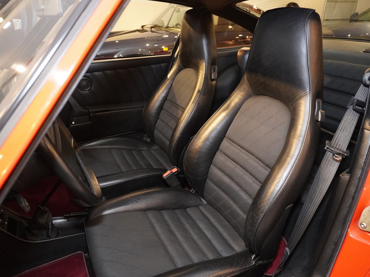 ポルシェ　911(Type930)