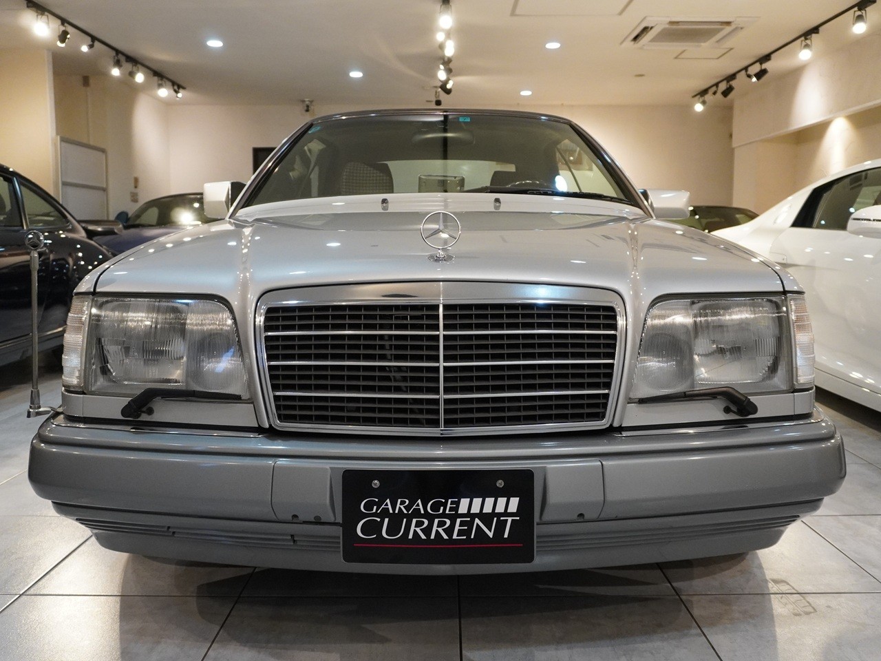 メルセデスベンツ　Eクラス