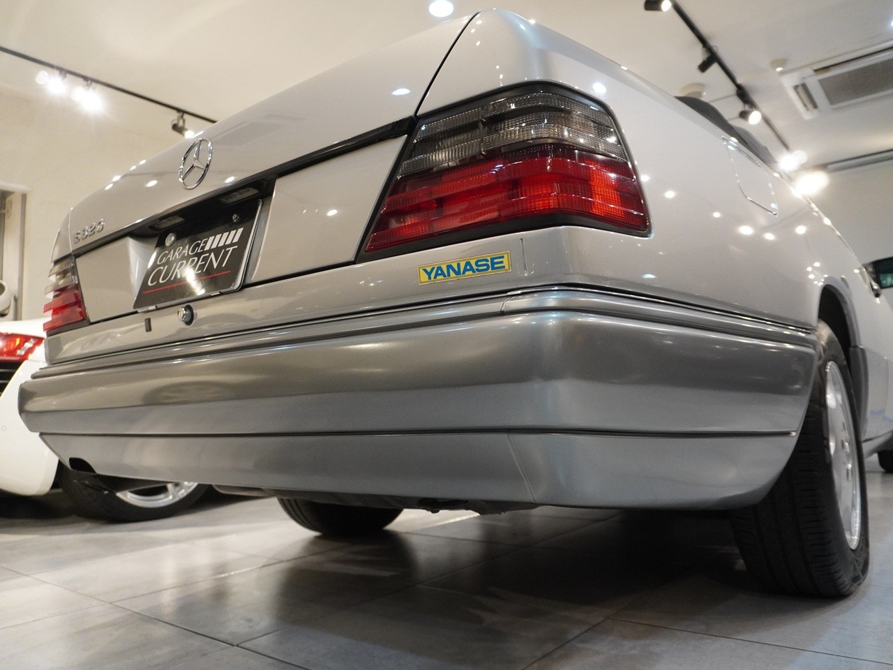 メルセデスベンツ　Eクラス