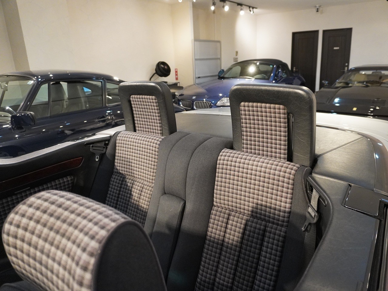 メルセデスベンツ　Eクラス