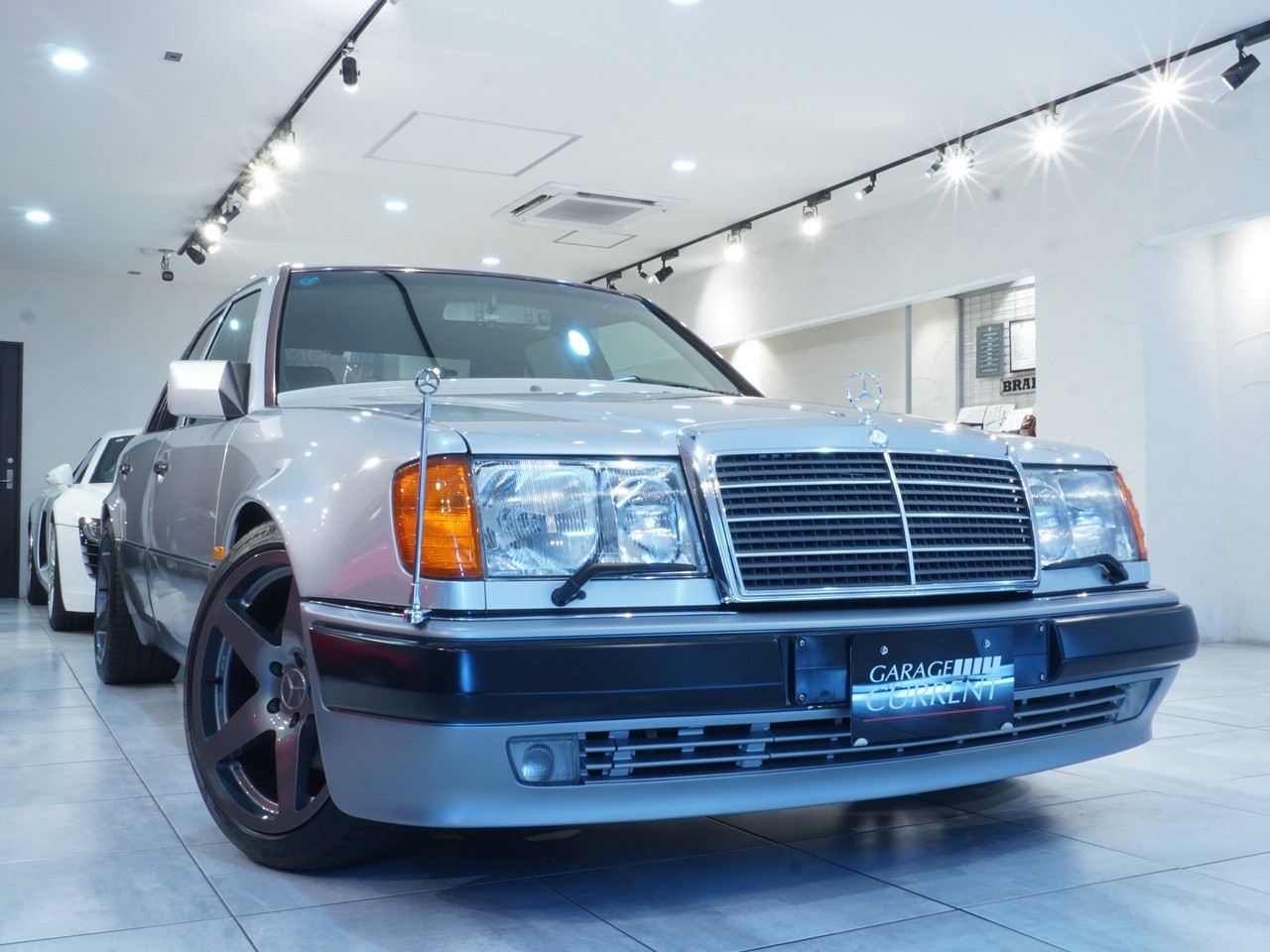 メルセデスベンツ　ミディアムクラス