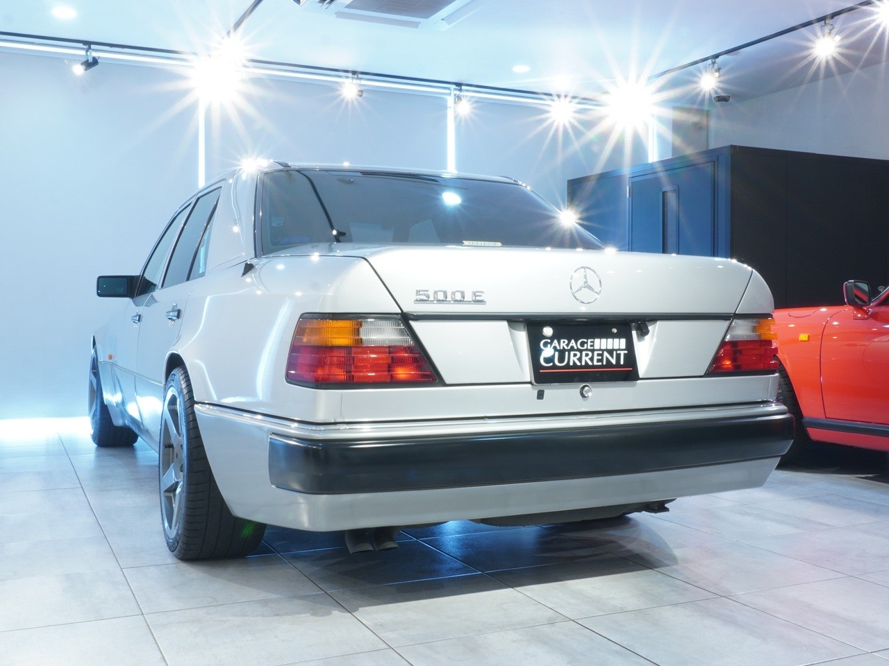 メルセデスベンツ　ミディアムクラス