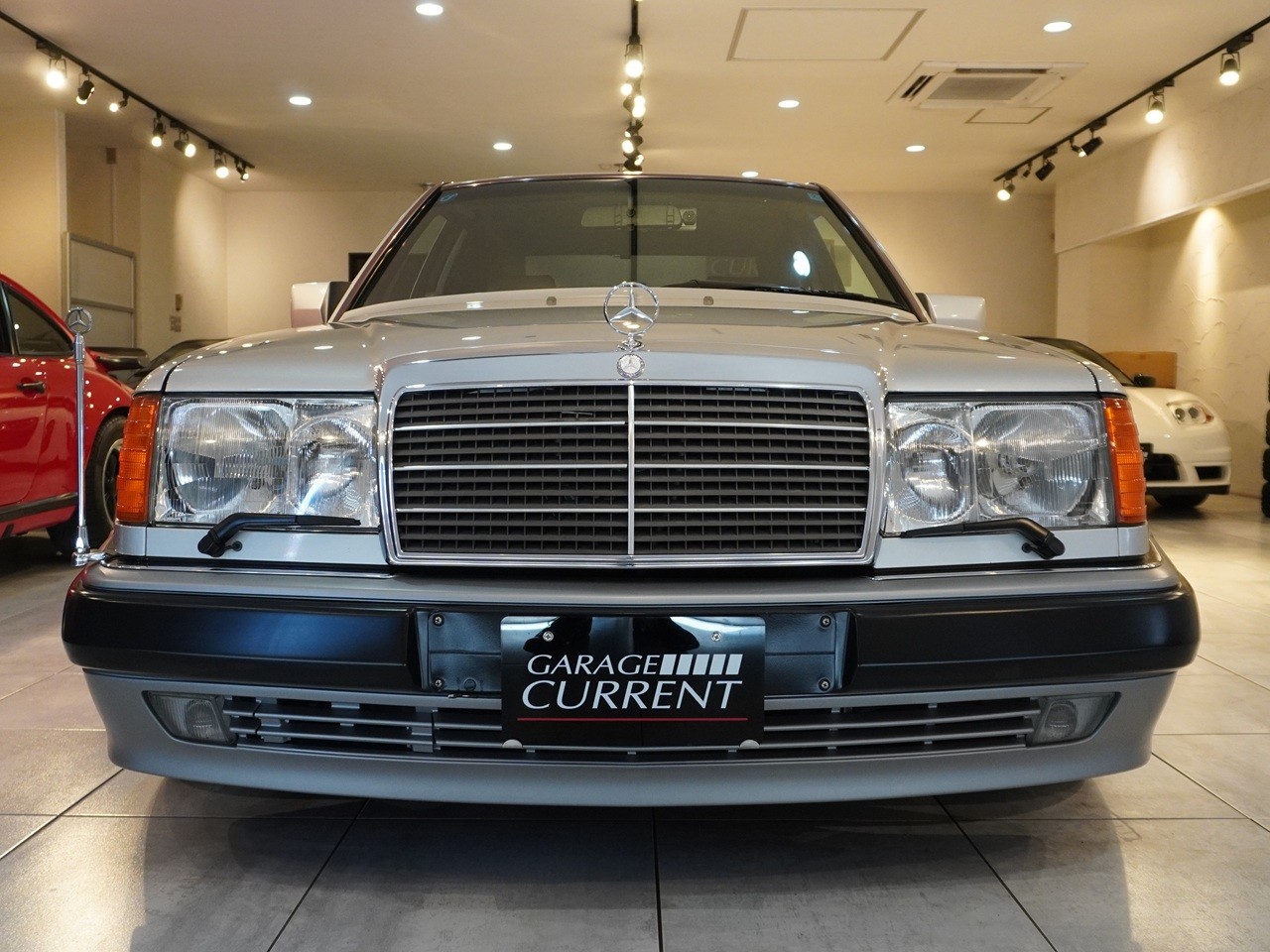 メルセデスベンツ　ミディアムクラス