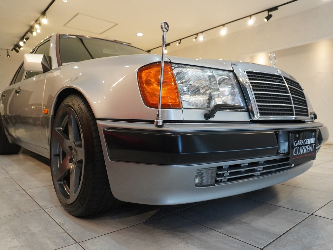 メルセデスベンツ　ミディアムクラス