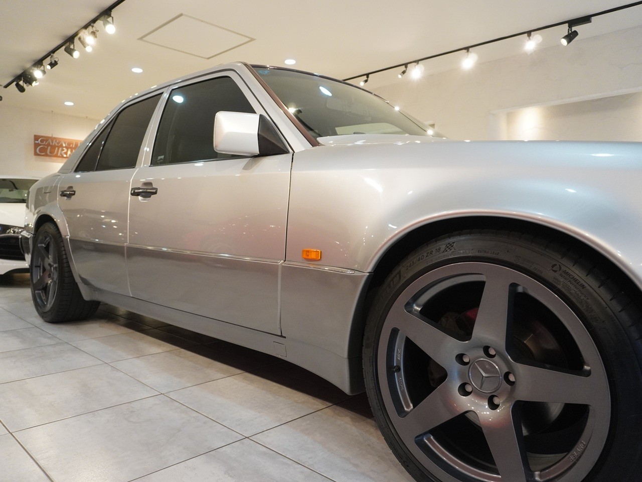 メルセデスベンツ　ミディアムクラス