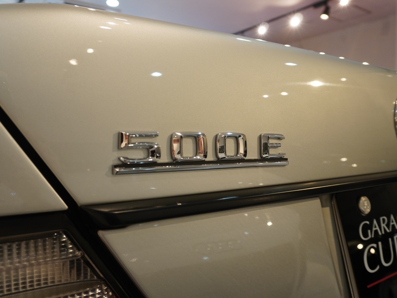 メルセデスベンツ　ミディアムクラス