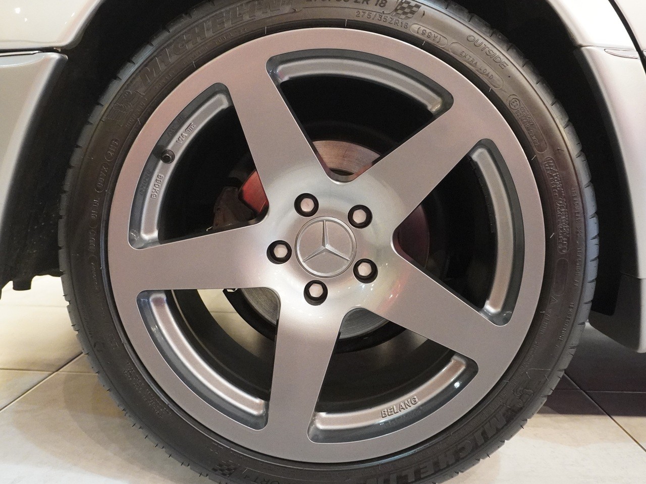 メルセデスベンツ　ミディアムクラス