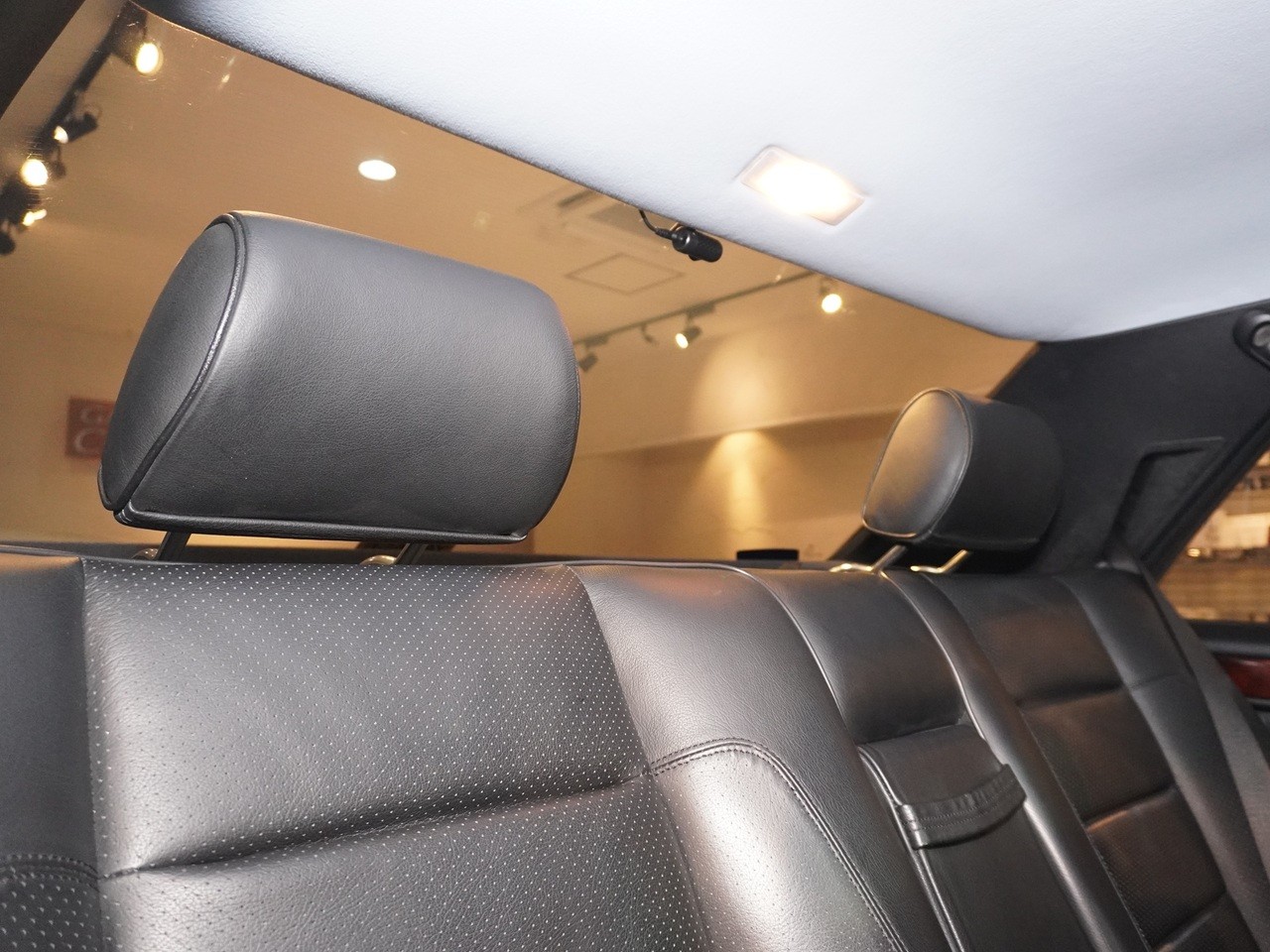 メルセデスベンツ　ミディアムクラス