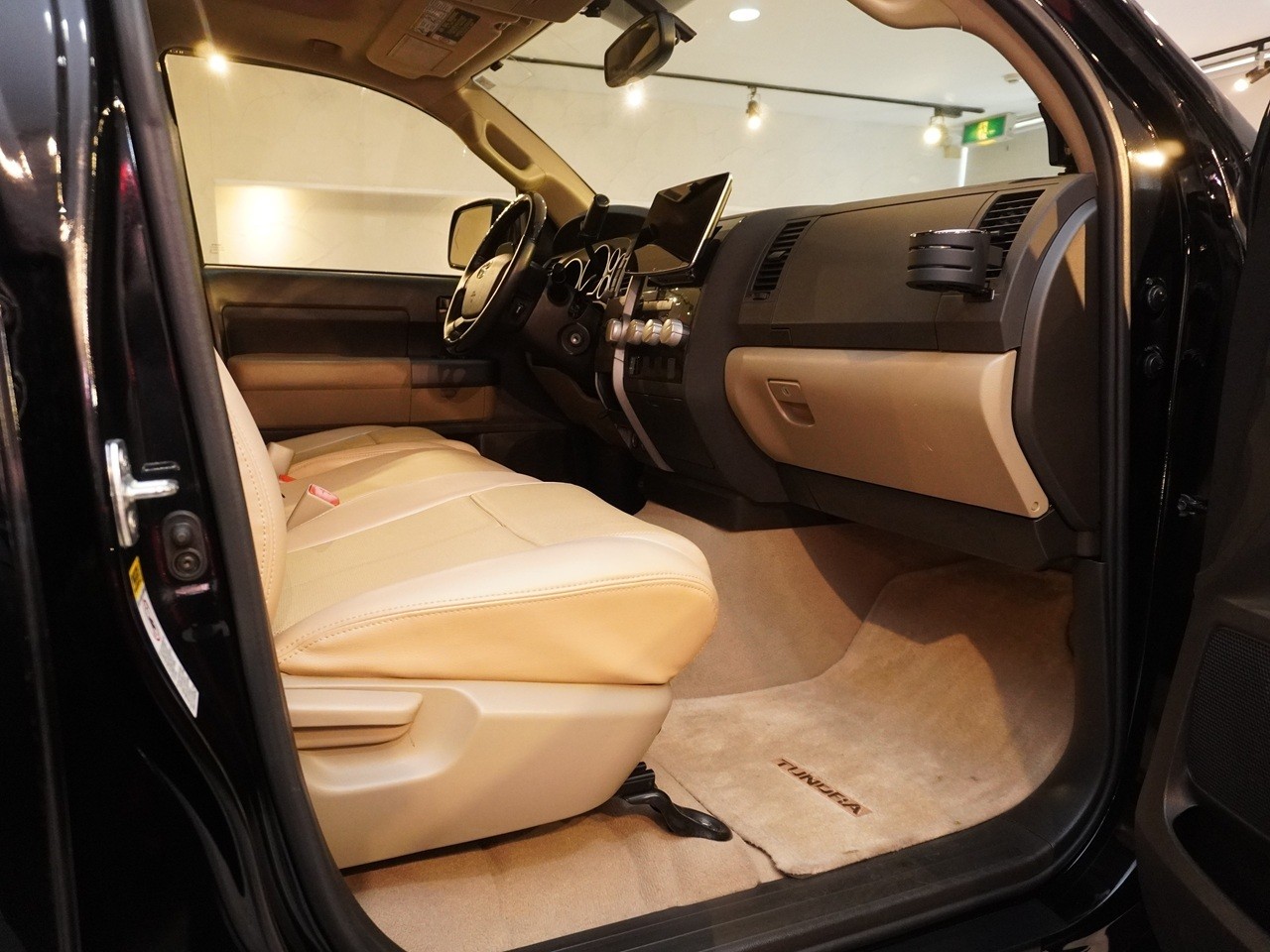 USトヨタ　タンドラ