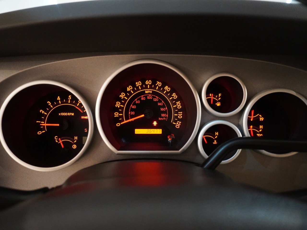 USトヨタ　タンドラ