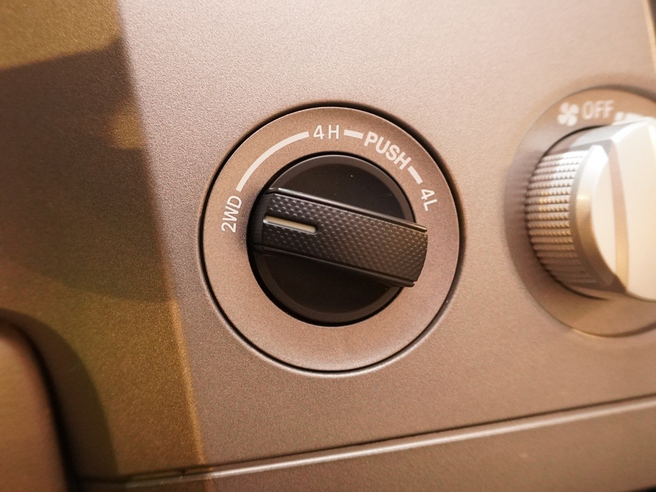 USトヨタ　タンドラ