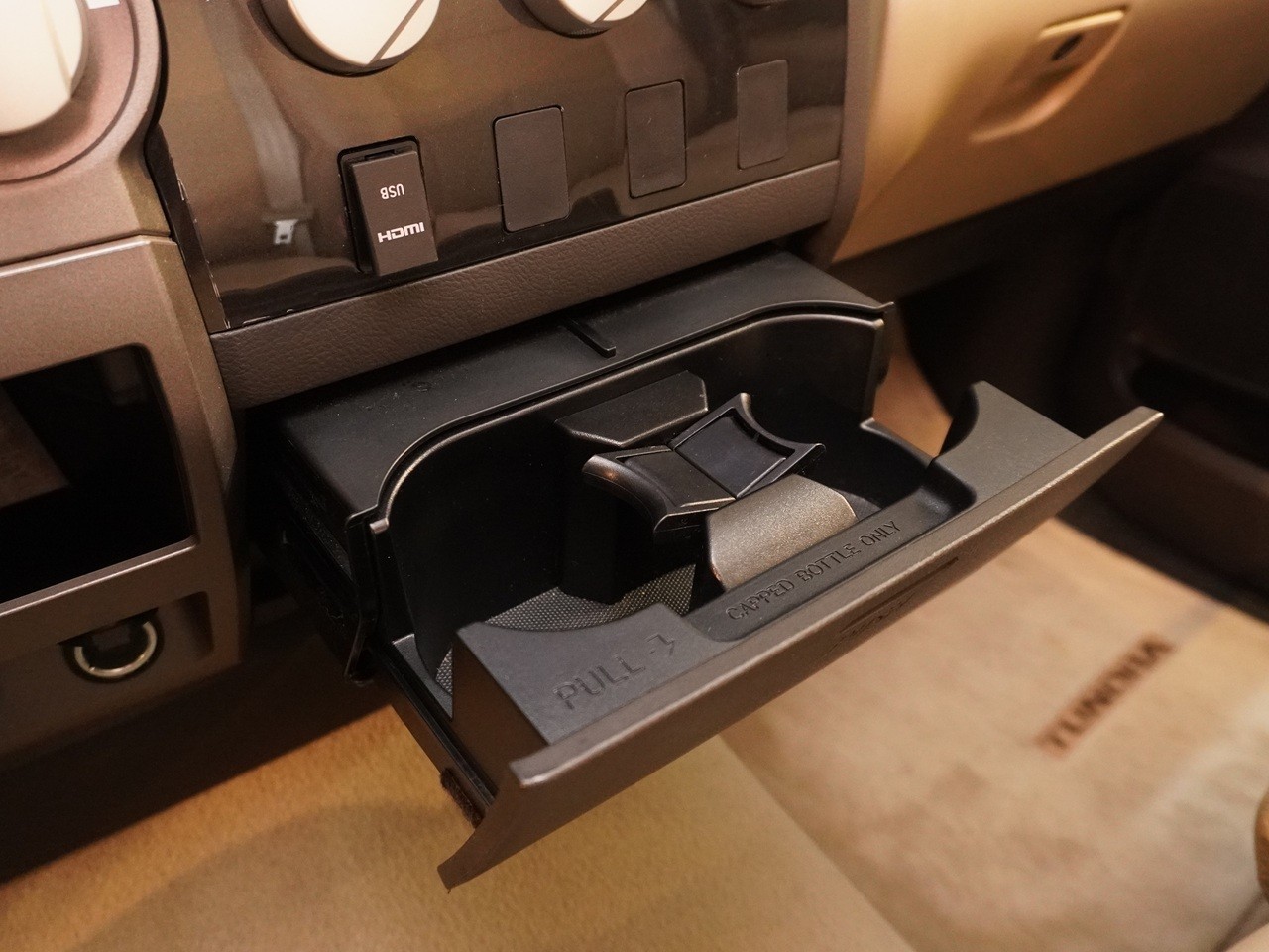 USトヨタ　タンドラ