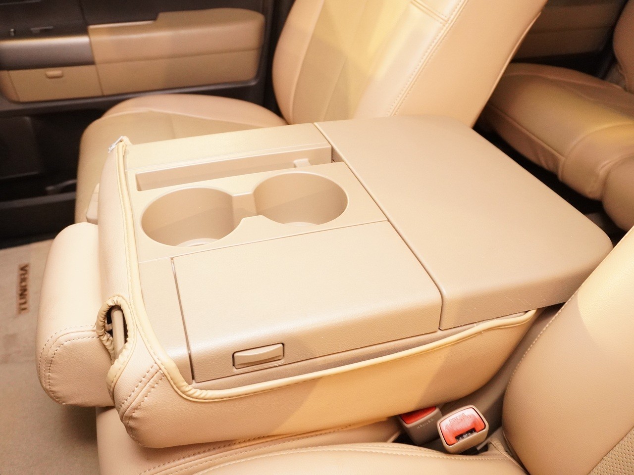 USトヨタ　タンドラ