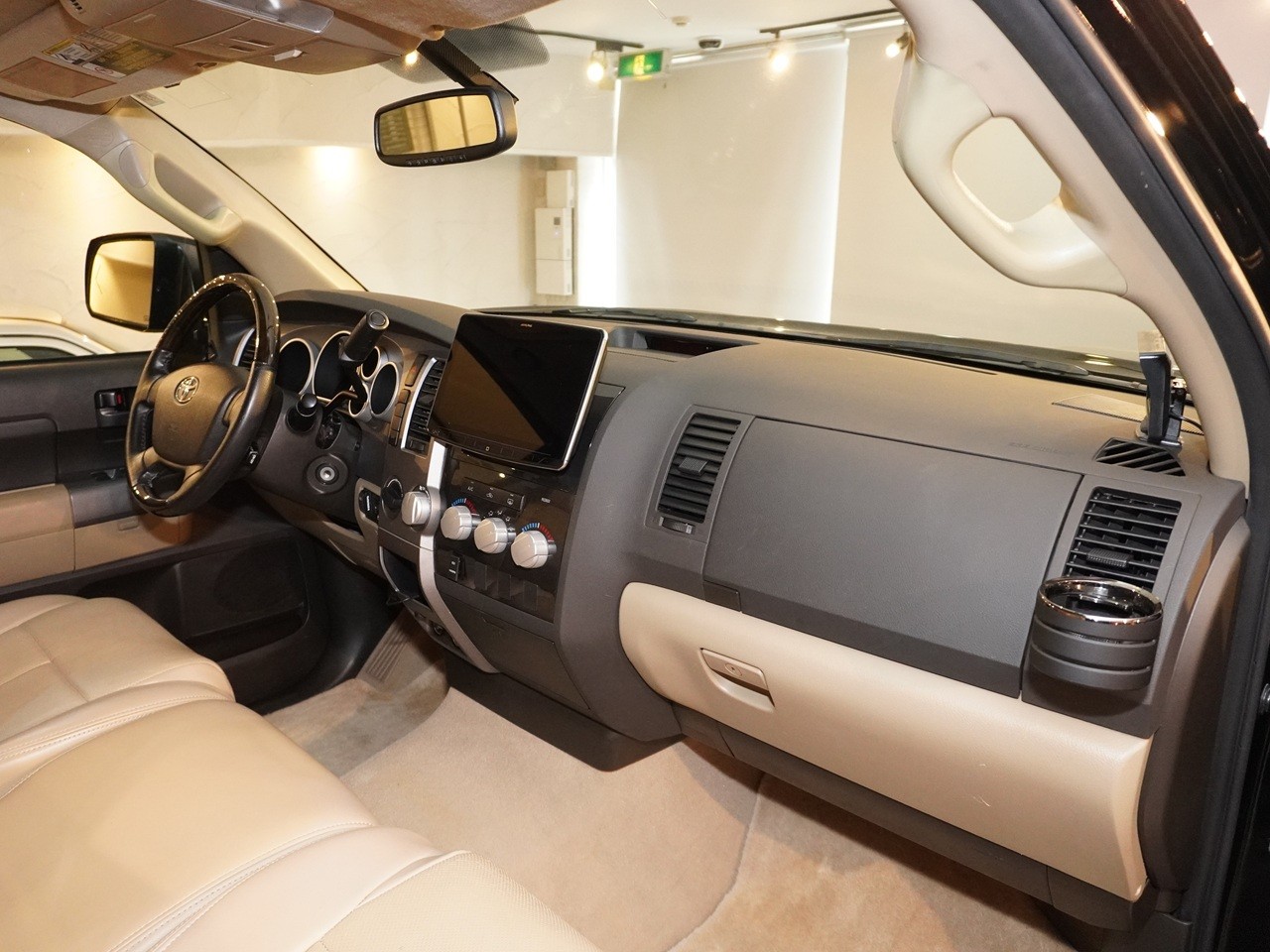 USトヨタ　タンドラ