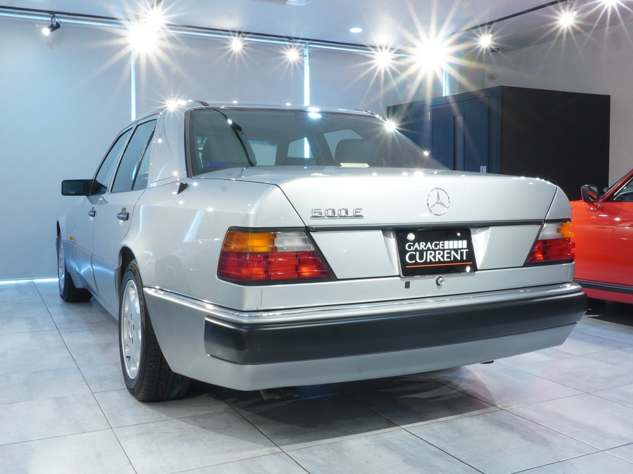 メルセデスベンツ　ミディアムクラス