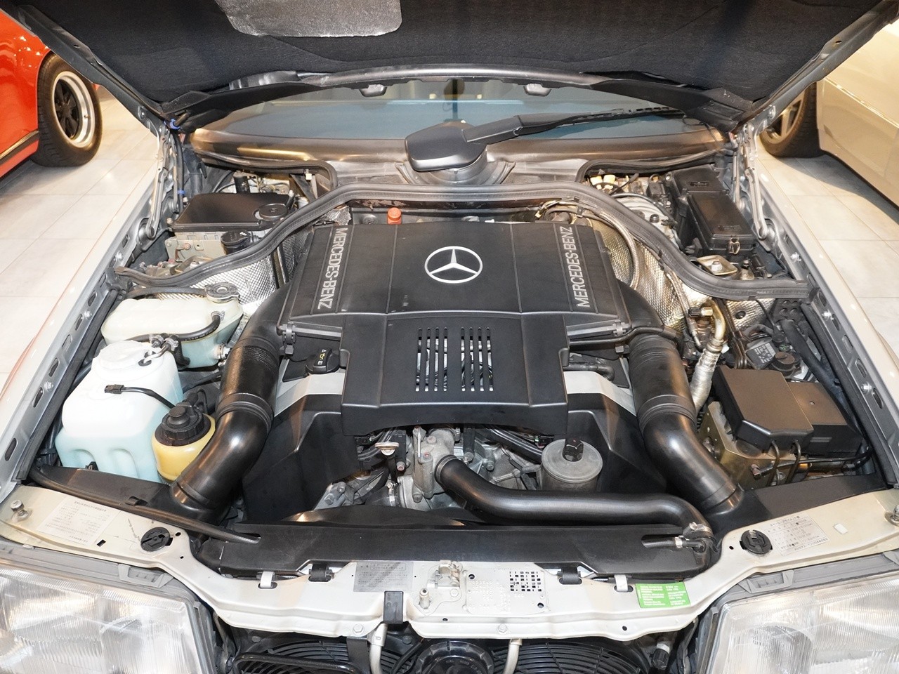 メルセデスベンツ　ミディアムクラス