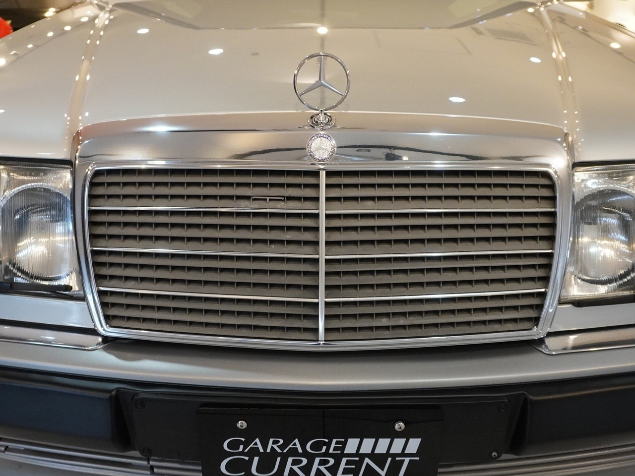 メルセデスベンツ　ミディアムクラス