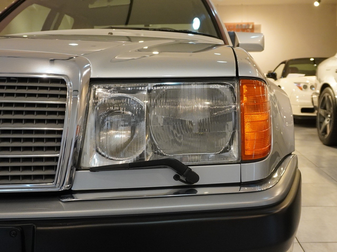 メルセデスベンツ　ミディアムクラス