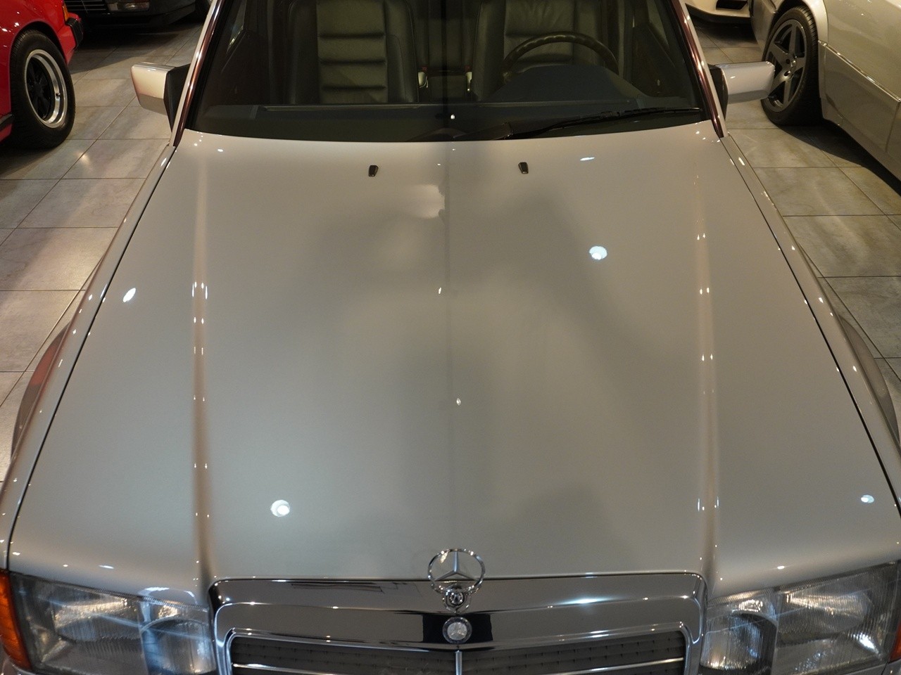 メルセデスベンツ　ミディアムクラス