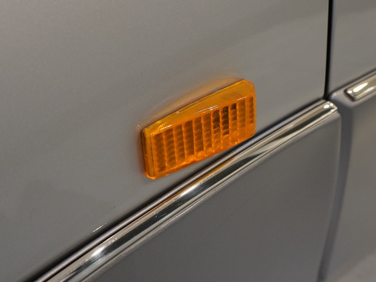 メルセデスベンツ　ミディアムクラス