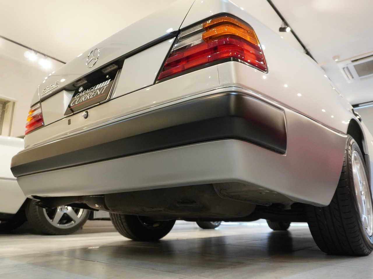 メルセデスベンツ　ミディアムクラス